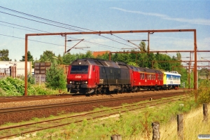 DSB ME 1519+ADns-e 527+BV QIH 807498502382 som M 8135 Ro-Fa. Odense 27.08.2000.