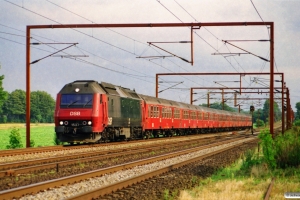 DSB ME 1537 med IR 1653 Kh-Ar. Ejby 24.08.2001.