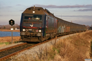 DSB ME 1503 med EP 8137 Nf-Ge. Km 154,2 Kh (Væggerløse-Fiskebæk) 13.12.2009.