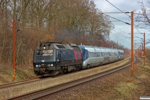 DSB ME 1531+MG 33+MP 02 som M 8245 Od-Ar. Km 165,4 Kh (Odense-Holmstrup) 19.04.2013.