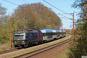 DSB ME 1521 med IR 1653 Kh-Fa. Km 165,6 Kh (Odense-Holmstrup) 03.05.2013.