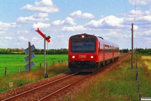 DSB MR/D 52 som Re 3421 Hr-Sj. Borris 28.06.1993.