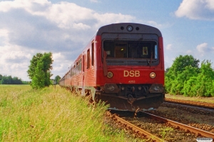 DSB MR/D 53 bagerst i Materieltog Pds-Od. IR 8438 Ngf-Svg påkørte en bil i Pederstrup. Årslev 30.06.1994.