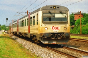 DSB MR/D 75 som RV 3338 Fa-Es. Lunderskov 12.06.2007.