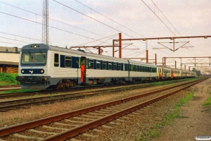 DSB MR/D 42+MR/D 81+MR/D 39+MR/D 01 som M 8325 Fa-Pa. Padborg 14.08.2007.