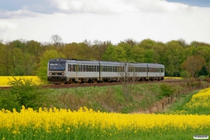 DSB MR/D 04+MR/D 32 som RR 3349 Es-Ar. Hedensted 07.05.2012.