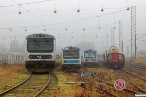 DSB MR/D 06, MR/D 72, MR/D 25 og Køf 271 hensat. Fredericia 04.02.2017.