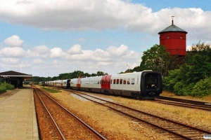 DSB ER 20, ER 24, ER 31, ER 22 og ER 23 hensat. Langå 13.08.1995.