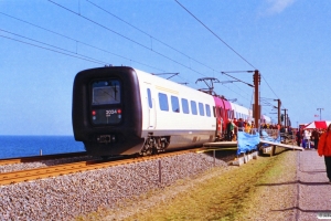 DSB ER 24 som RØ 8138 Ng-Spr. Knudshoved trinbræt 30.03.1997.