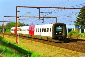 DSB ER 42 som IC 908 Sdb-Hgl. Odense 09.05.1998.