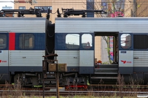 Bogien under DSB ER 2027/FR 2227 med rulleskøjte monteret. Odense 21.11.2015.