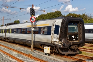 DSB ER 2011 - Materiel fra L 947 Fa-Sdb der påkørte traktorpåhængsvogn i overkørsel 86 mellem Tinglev og Kliplev den 18/8. Tinglev 23.08.2017.