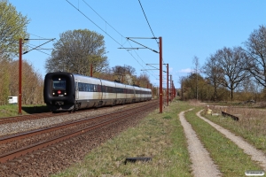 DSB ER 28+ER 42 som IC 855 Hgl-Es. Hjulby 25.04.2021.