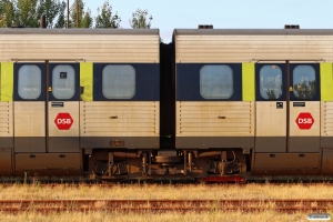 Bogien under DSB ER 2135/FR 2335 med rulleskøjte monteret. Nyborg 23.07.2021.