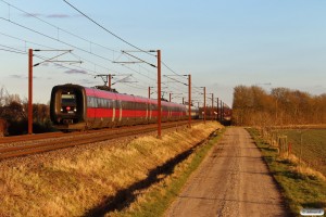 DSB ER 29+ER 30+ER 26 som IC 859 Hgl-Es. Marslev 04.03.2022.