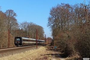 DSB ER 22+ER 04 som IC 847 Hgl-Es. Km 54,8 Kh (Borup-Kværkeby) 13.03.2022.