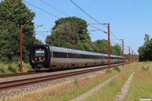 DSB ER 01+ER 10+ER 15 som IC 50865 Hgl-Es. Hjulby 21.06.2022.