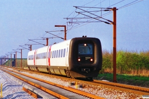 DSB MF 24 som IC 924 Pa-Fa. Rødekro 01.05.1995.