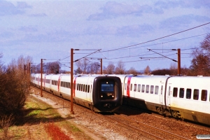 DSB MF 65+MF 12+MF 23+MF 72 som IC 136 Fh-Kh krydser MF 54+MF 45+MF 17+MF 42 som IC 137 Kh-Fh. Hjulby 31.03.1997.