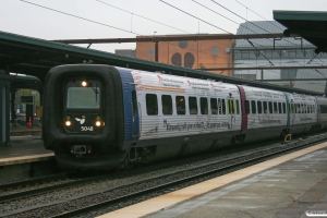 DSB MF 48 forrest i IC 153 Cph-Lih. Odense 21.09.2011.