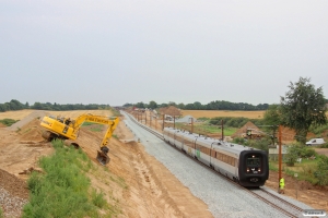 DSB MF 90+MF 80 som IC 5722 Pa-Kd. Km 40,2 Fa (Vamdrup-Farris) 07.08.2014.