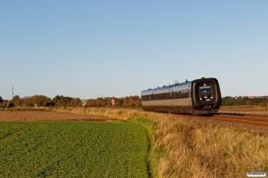 DSB MF 25 som IC 160 Ab-Kh. Km 159,4 Fa (Langå-Stevnstrup) 06.10.2017.