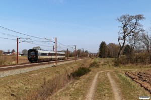 DSB MF 77 som IC 383 Ar-Pa. Km 42,4 Fa (Vamdrup-Farris) 20.04.2022.