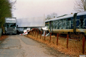 DSB MQ 4922+MQ 4122 - RV 2840 Od-Svg påkørt lastbil. Pederstrup 27.02.2006.