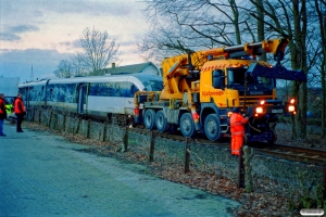 DSB’s Hjælpevogn fra Fredericia og MQ 4922+MQ 4122. Pederstrup 27.02.2006.