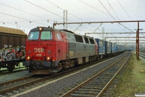 DSB MZ 1405 med G 9160 Fa-Gb. Odense 02.12.2001.