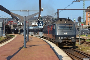 DSB ME 1519 med RØ 2237 Kh-Nf. København H 19.04.2014.