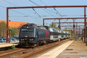 DSB ME 1520 med RØ 1533 Kk-Kb. Roskilde 26.04.2014.