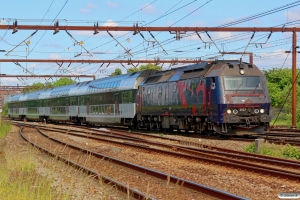 DSB ME 1517 med RØ 4545 Kh-Nf. Roskilde 07.06.2014.