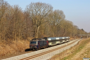 DSB ME 1512 med RØ 2537 Kk-Hk. Km 42,0 Kh (Lejre-Hvalsø) 19.03.2015.