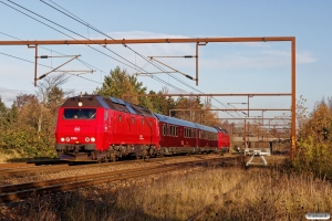 DSB ME 1514+S 001+WRm 603+ME 1521 som EP 8301 Kh-Sl. Km 162,2 Kh (Odense-Holmstrup) 25.11.2017.