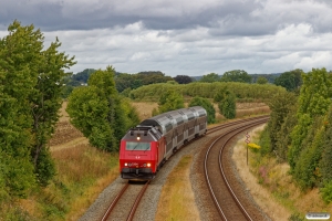 DSB ME 1504 med RØ 3245 Kk-Næ. Km 85,4 Kh (Glumsø-Næstved) 16.08.2019.