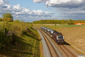 DSB ME 1505 med RØ 2550 Hk-Kk. Km 42,2 Kh (Lejre-Hvalsø) 15.05.2020.