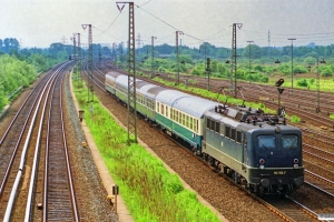 DB 110 156-7. Hamburg-Wilhelmsburg 11.05.1990.