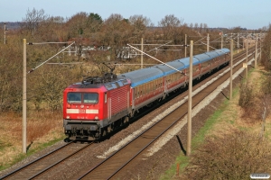 DB 112 142-5 med RE 21071. Flensburg-Weiche - Tarp 25.03.2012.