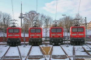 DB 112 167-2, 143 557-7, 143 348-1 og 112 143. Kiel Bw 19.01.2013.