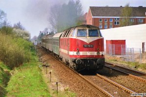 DR 118 718-6 med E 2035. Lübeck St. Jürgen 31.03.1990.