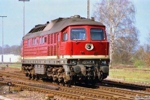 DR 132 445-8. Büchen 31.03.1990.