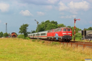 DB 218 359-8+218 372-1 med IC 2073. Langenhorn 03.08.2014.