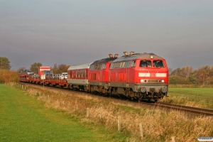 DB 218 822-5+218 386-1 med AS 1419. Lehnshallig - Niebüll 22.10.2011.