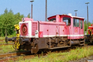 DB 335 227-5. Hamburg-Wilhelmsburg 13.08.2000.