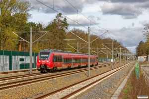 DB 442 330+442 830 som RE 91914. Rangsdorf 14.04.2017.