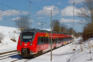 DB 442 843+442 343 som S 33414. Papendorf 02.04.2018.