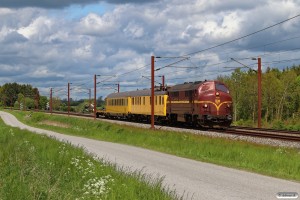 CFLCD MX 1029 med CB 8012 Pa-Gb. Km 195,4 Kh (Ejby-Nørre Åby) 21.05.2022.