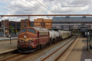 NEG MY 1148+Weedfree sprøjtetog+CONTC MX 1008 som BM 6145 Ro-Tl. Odense 28.07.2017.