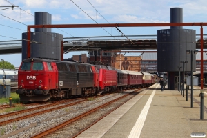 DSB MZ 1401+EA 3004 med VM 8303 Gb-Od. Odense 16.06.2020.